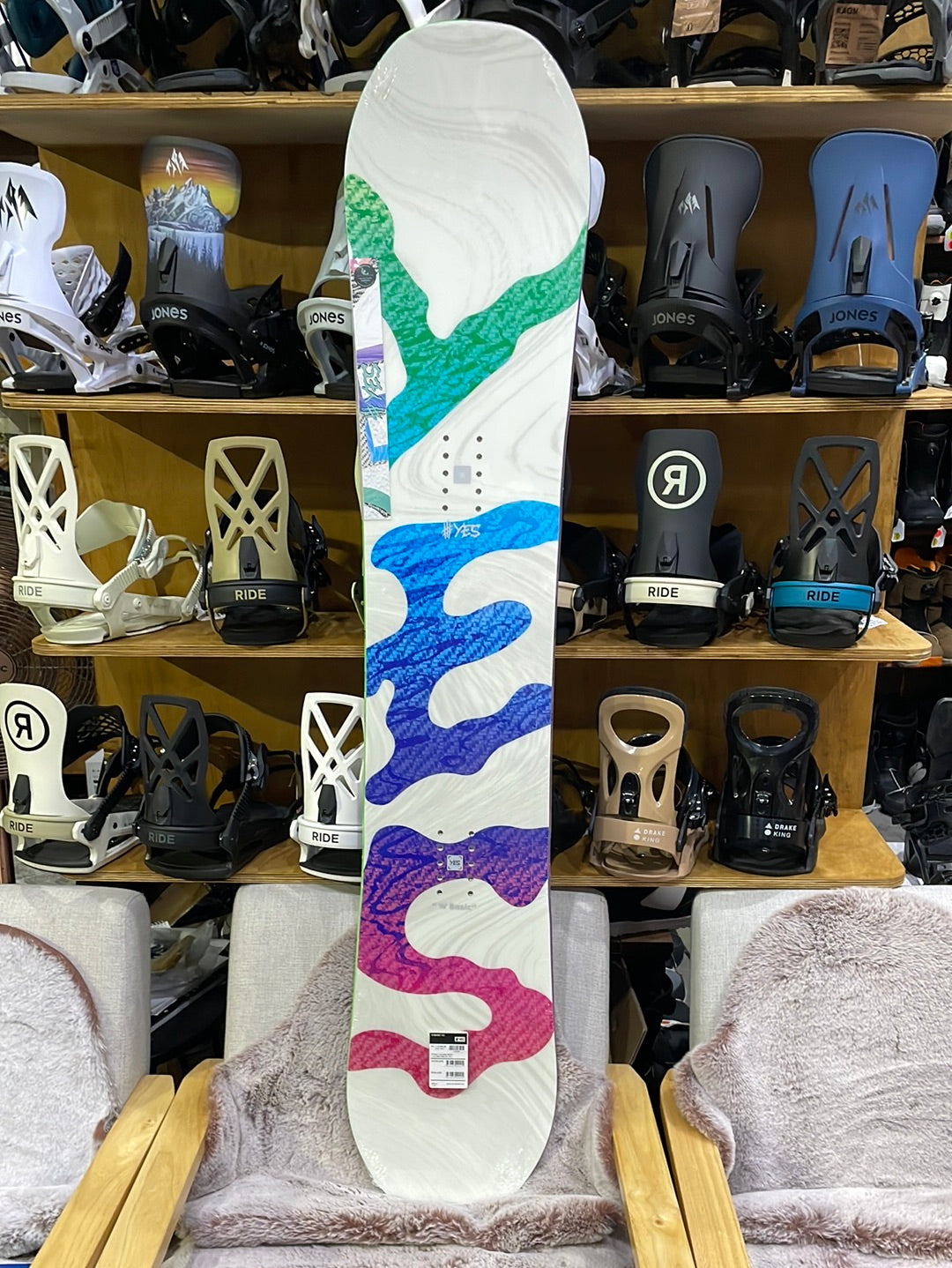 Snowboard YES Basic 2025 Womens