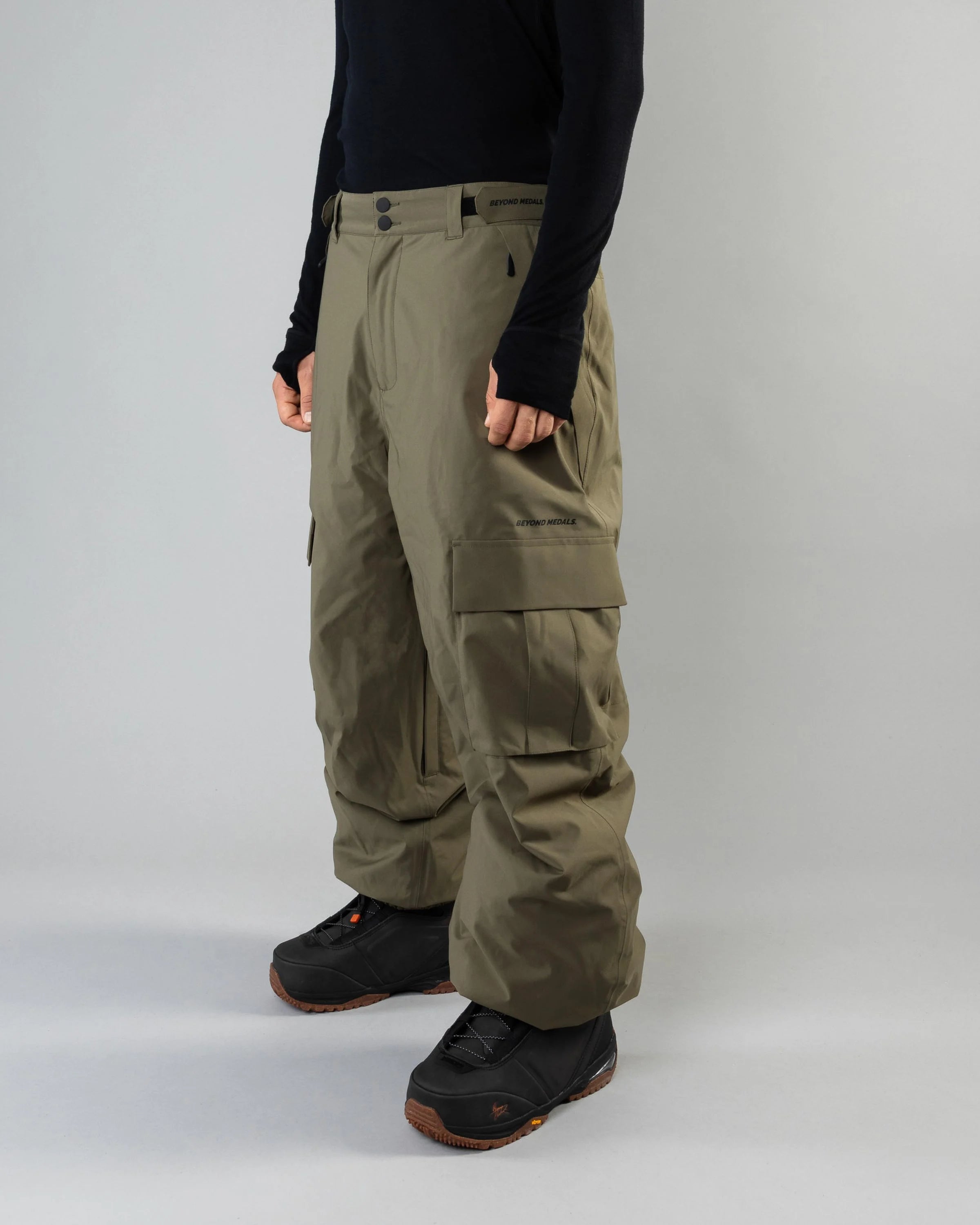 Beyond Medals Park Cargo Pants 2L - Green