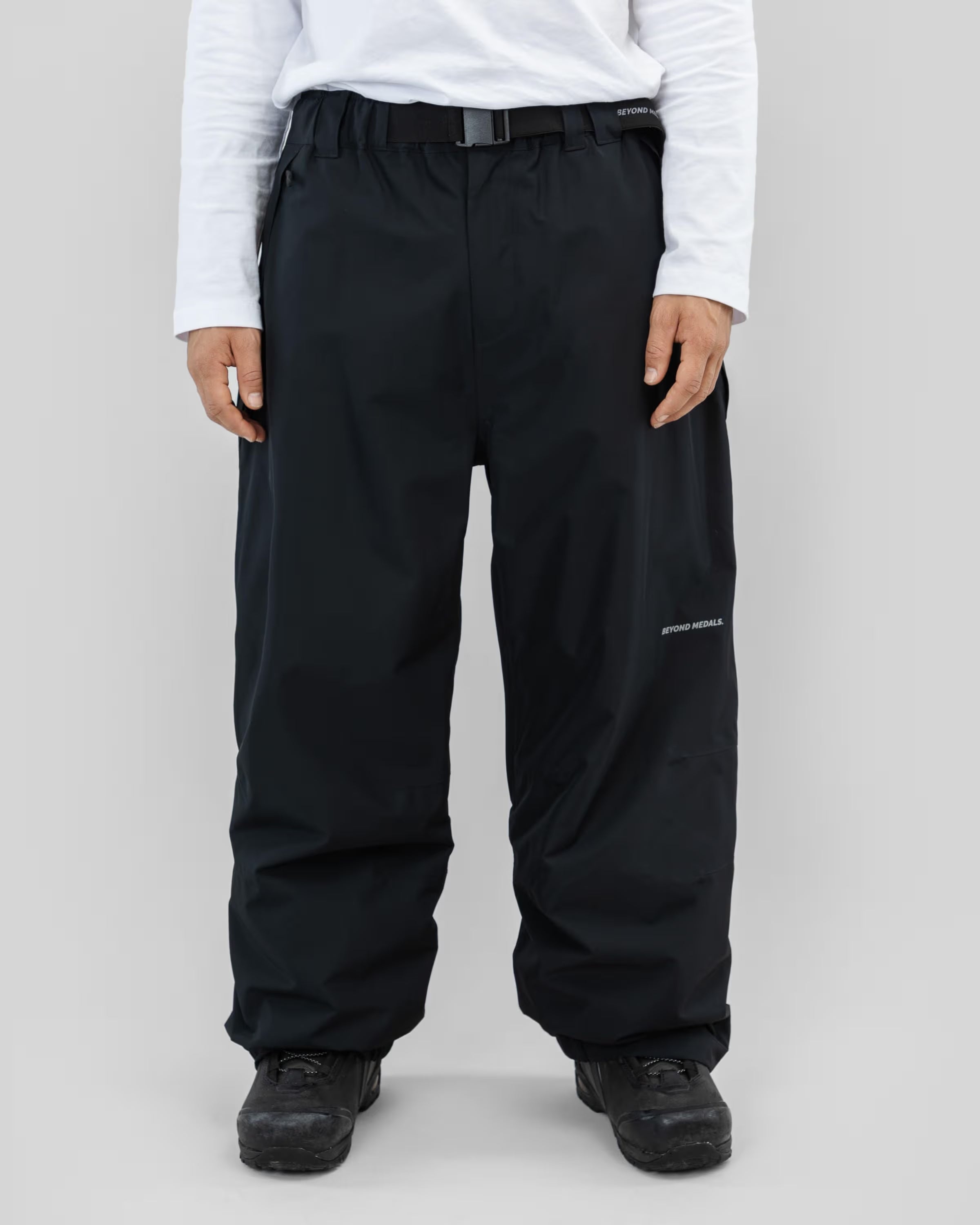 Beyond Medals Nostaliga Pants 2L - Black