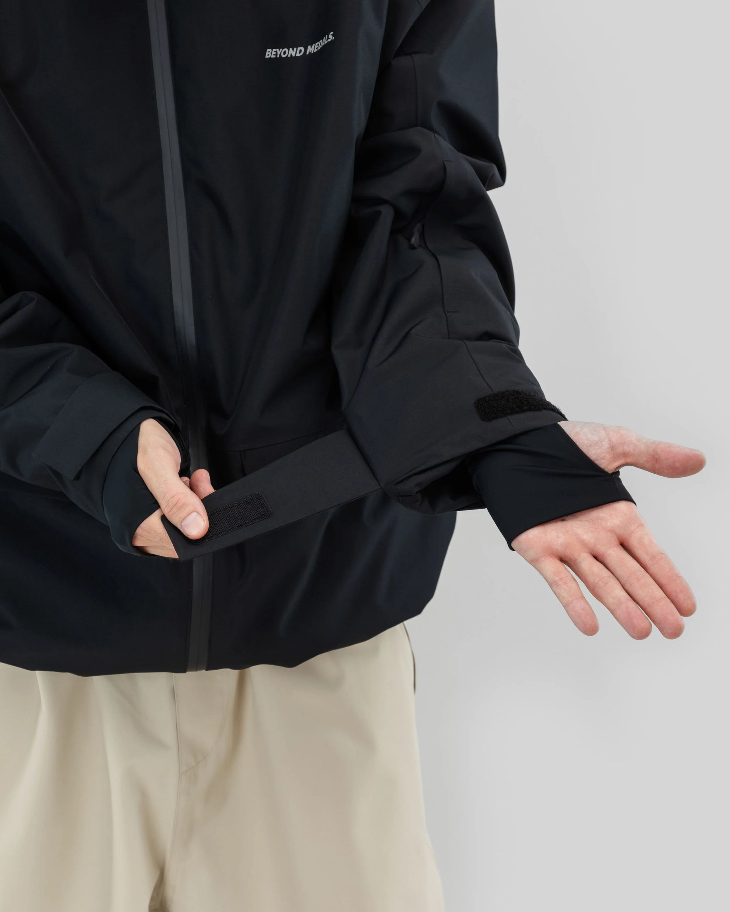 Beyond Medals Nostalgia Jacket 2L- Black