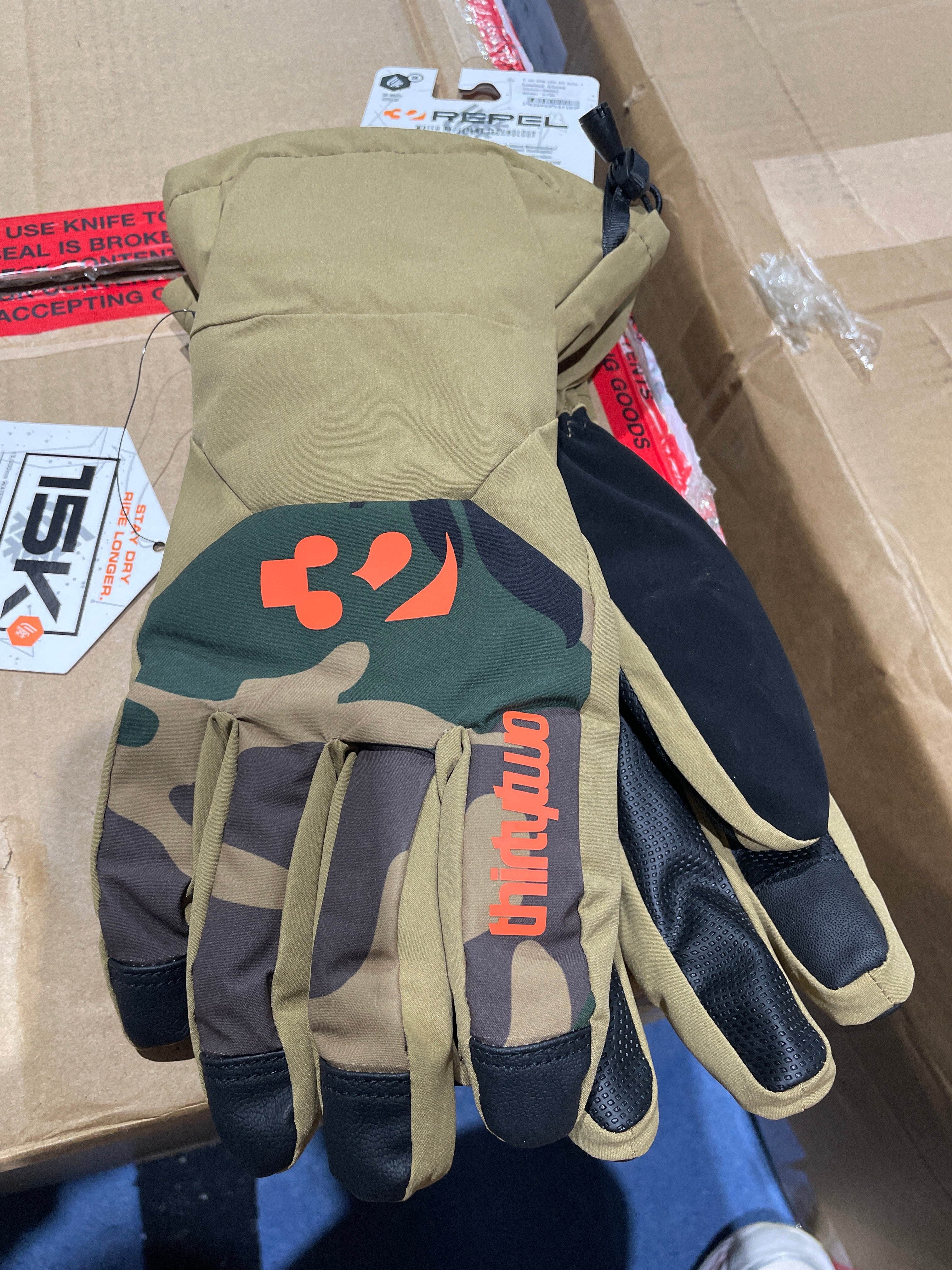 Snow Glove THIRTYTWO Lashed Glove- Khaki