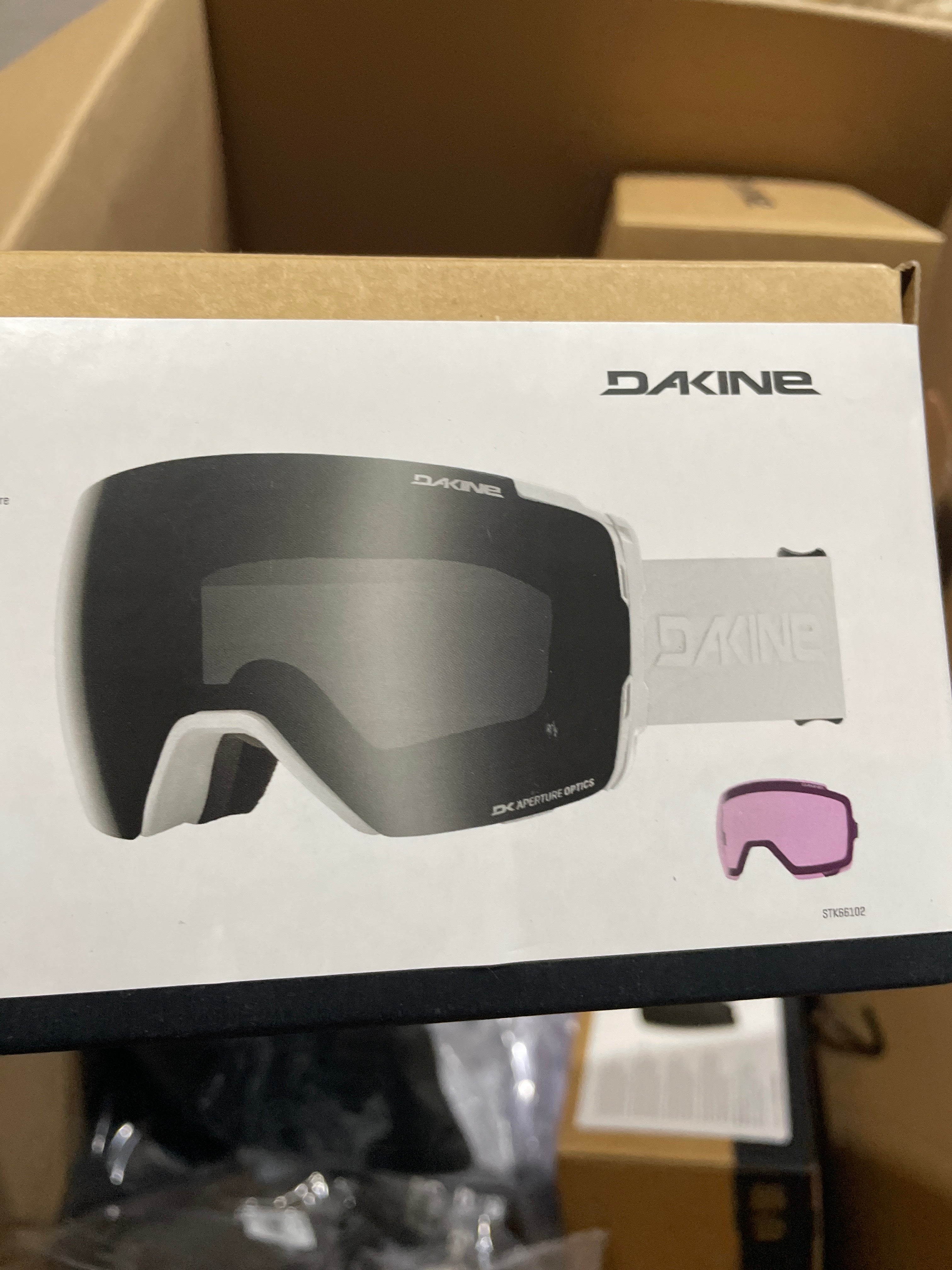Snow Dakine Domain Snow Goggle Plus -White/ black & storm rose lens