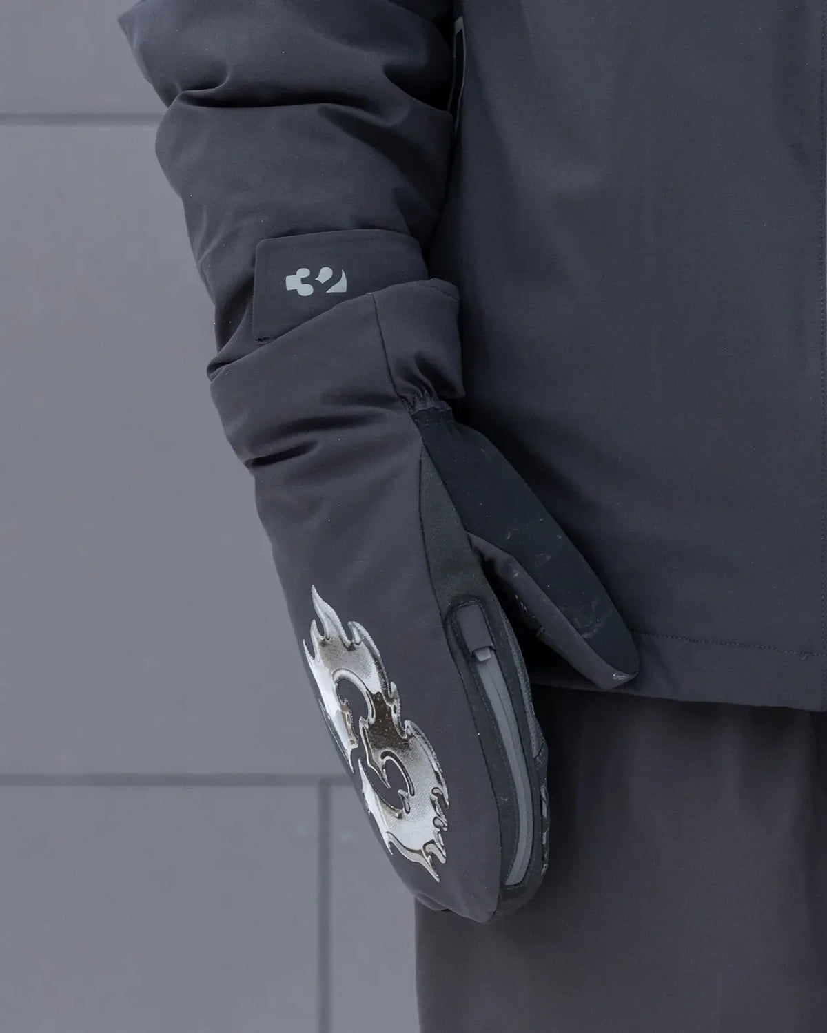Thirtytwo CORP MITT- Black / Silver