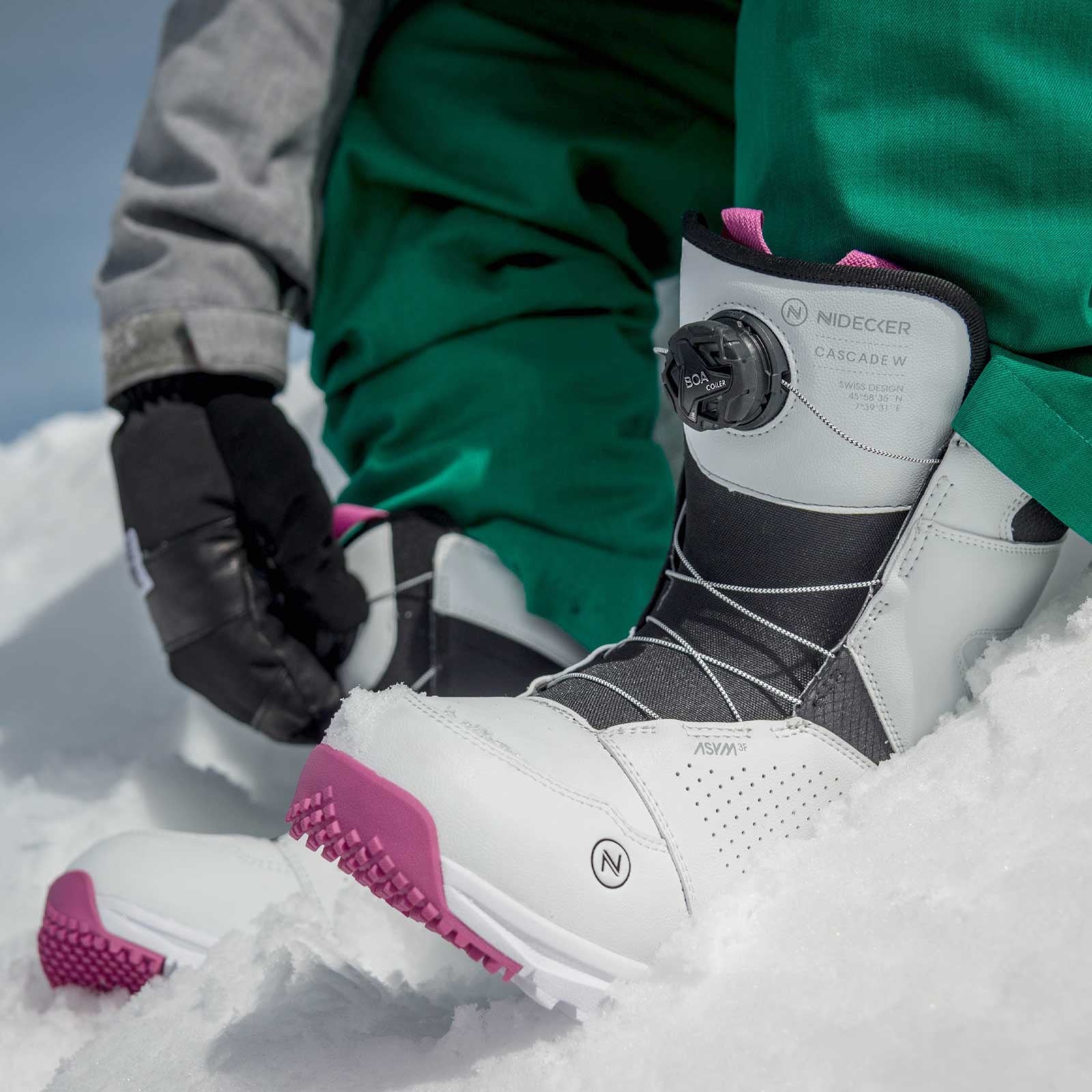 Snowboard Boots CASCADE NIDECKER Womens - White