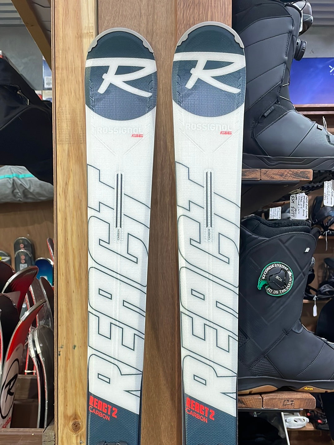 Skis Rossignol React R2 Carbon, On Piste 170cm Skis & Bindings