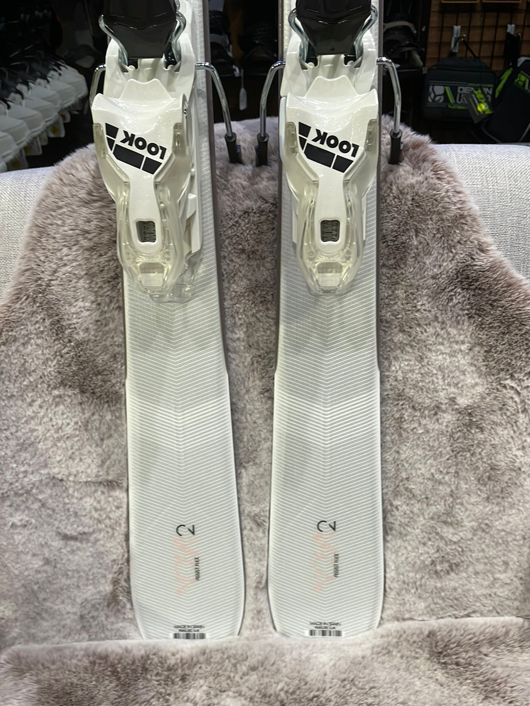 Skis ROSSIGNOL NOVA 2 Womens, On Piste Skis & Bindings