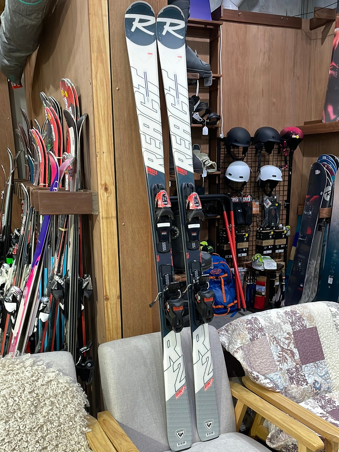 Skis Rossignol React R2 Carbon, On Piste 170cm Skis & Bindings
