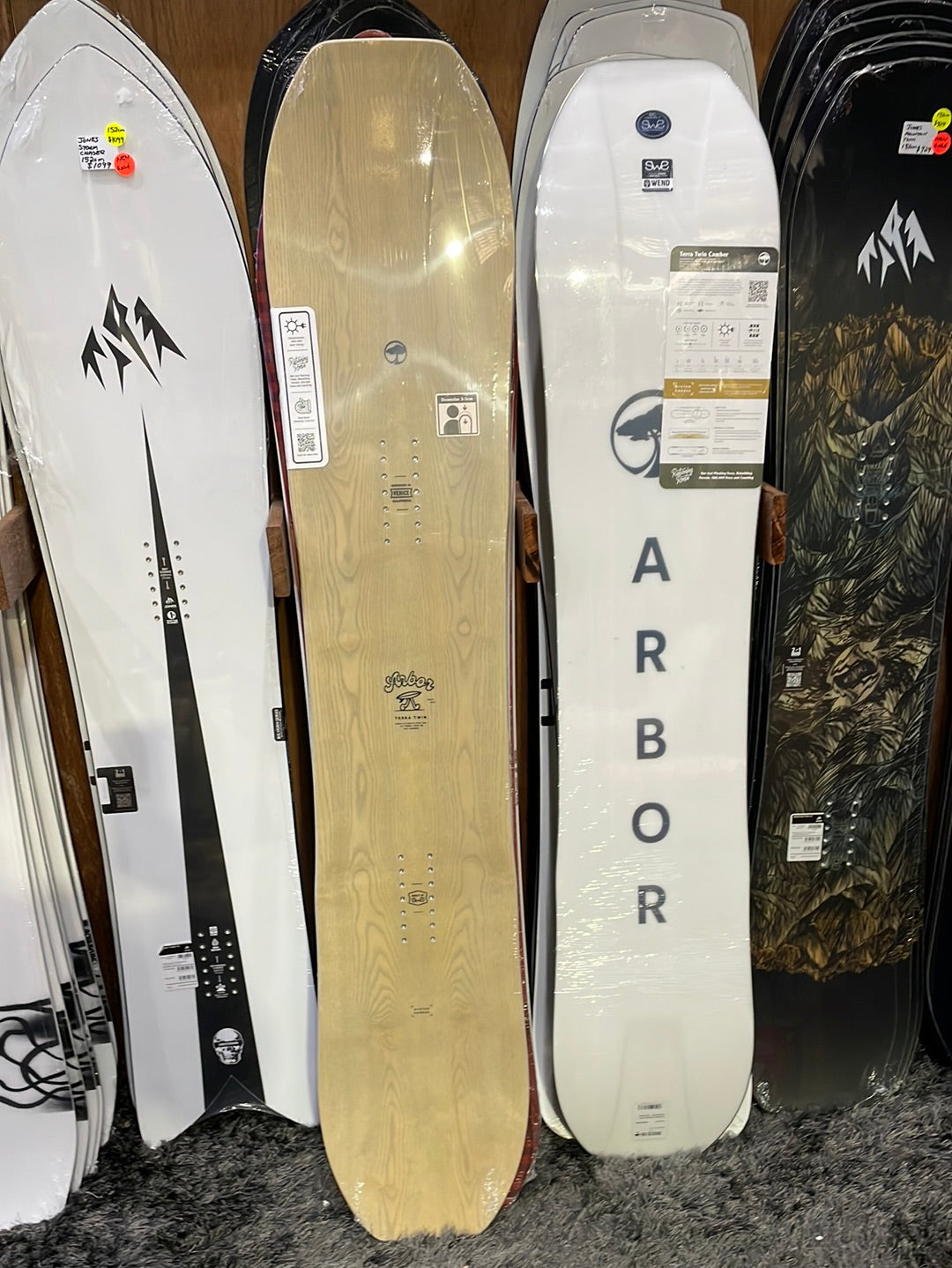Snowboard ARBOR Terra Pin