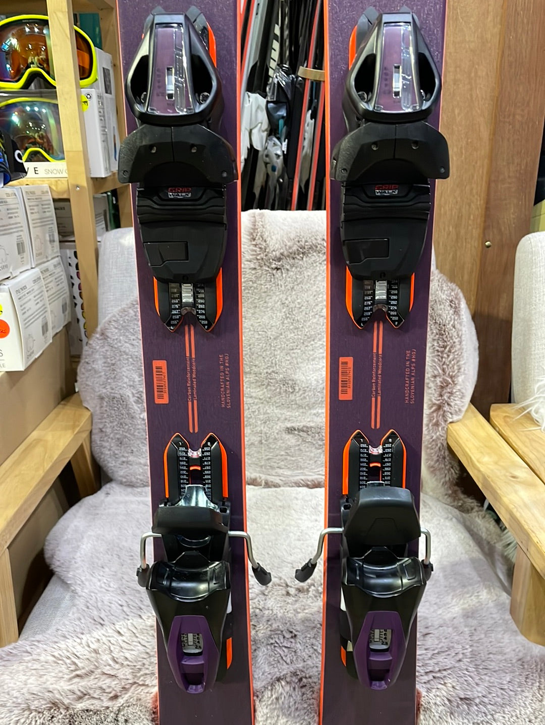 SKIS ELAN 164cm WILDCAT 82 C Skis & Bindings Bundle