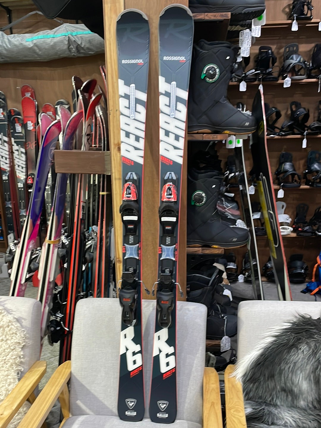 Skis Rossignol On Piste Skis React R6 & Bindings Bundle