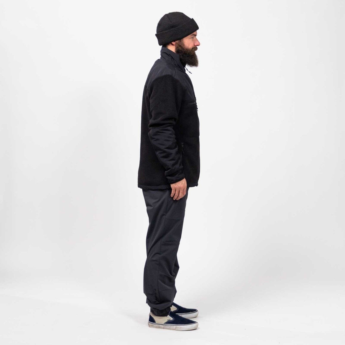 JONES Men's Base Camp Recycled Fleece Jacket- Stealth Black