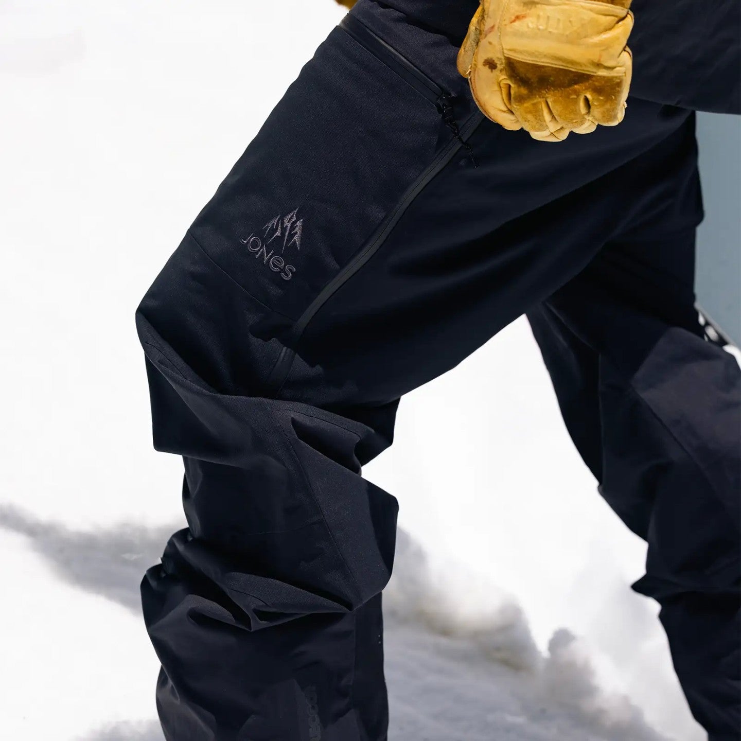 Snow Bib JONES Mountain Surf Bib, Mens-Stealth Black