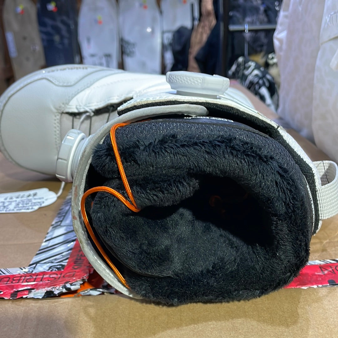 Snowboard Boots THIRTYTWO STW Double Boa, Womens-Grey & White