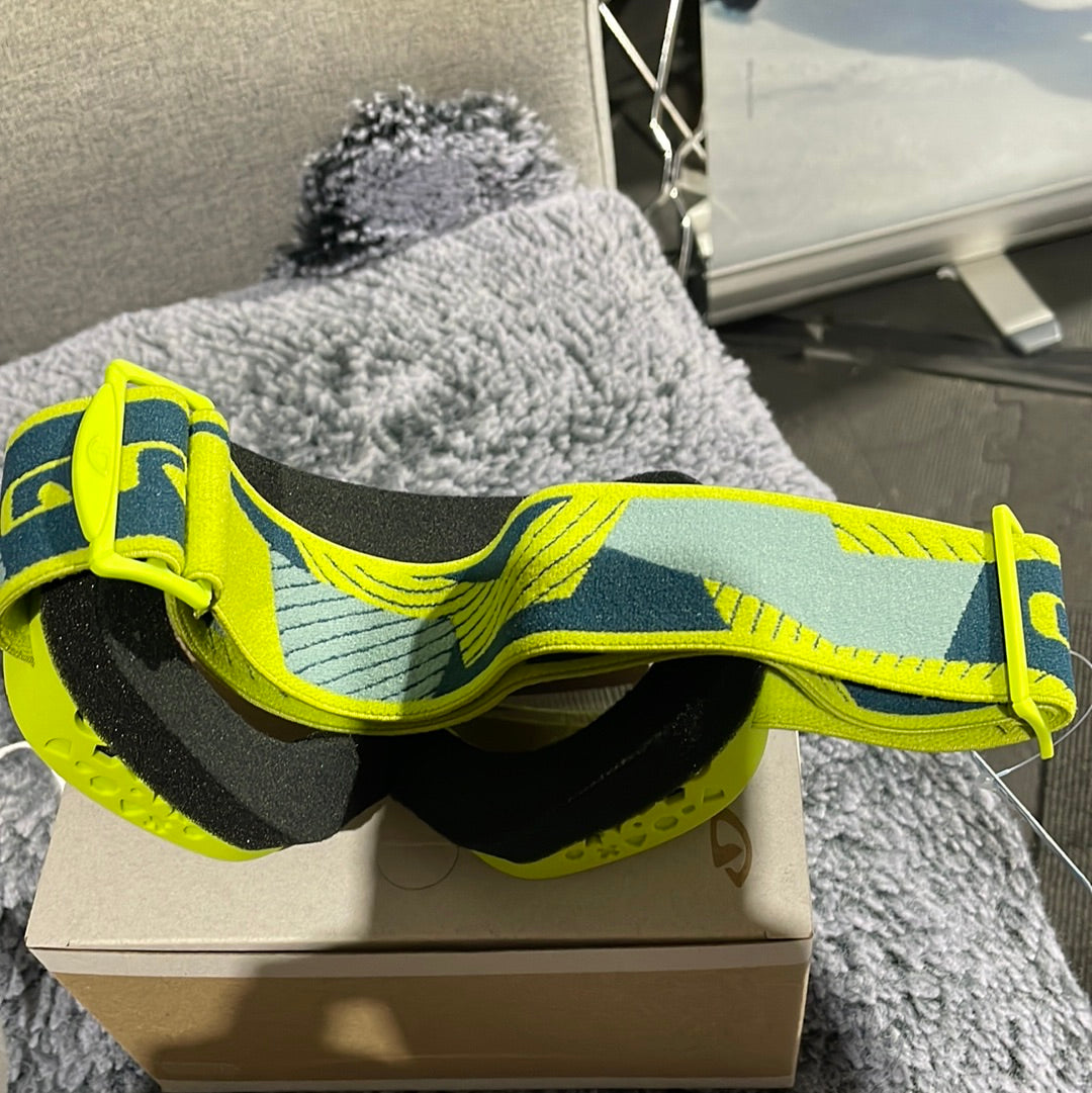 Snow Goggles CHICO 2 GIRO Lime Geo Camo Kids Goggles