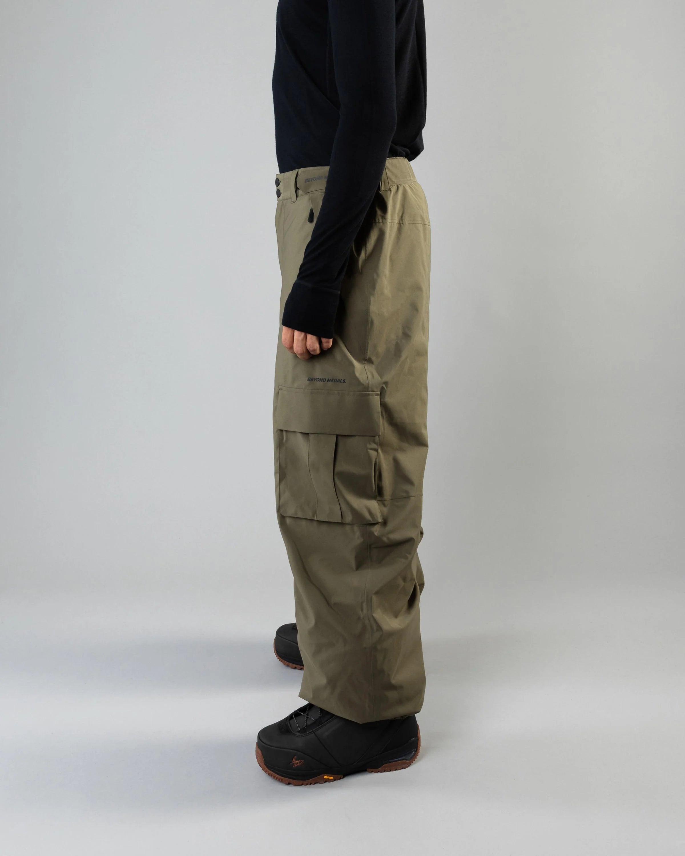 Beyond Medals Park Cargo Pants 2L - Green