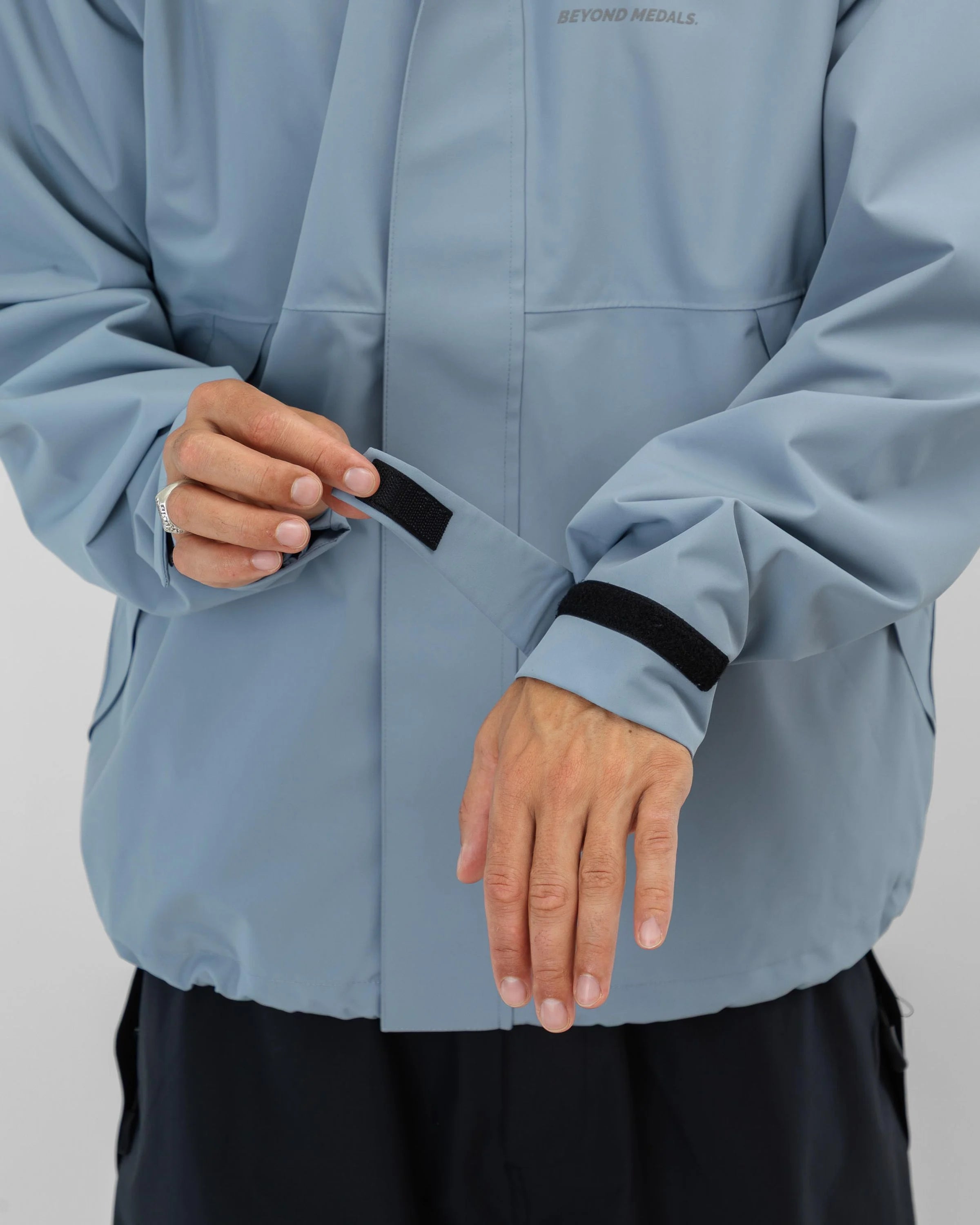 Beyond Medals The Jacket 2L - Pale Blue