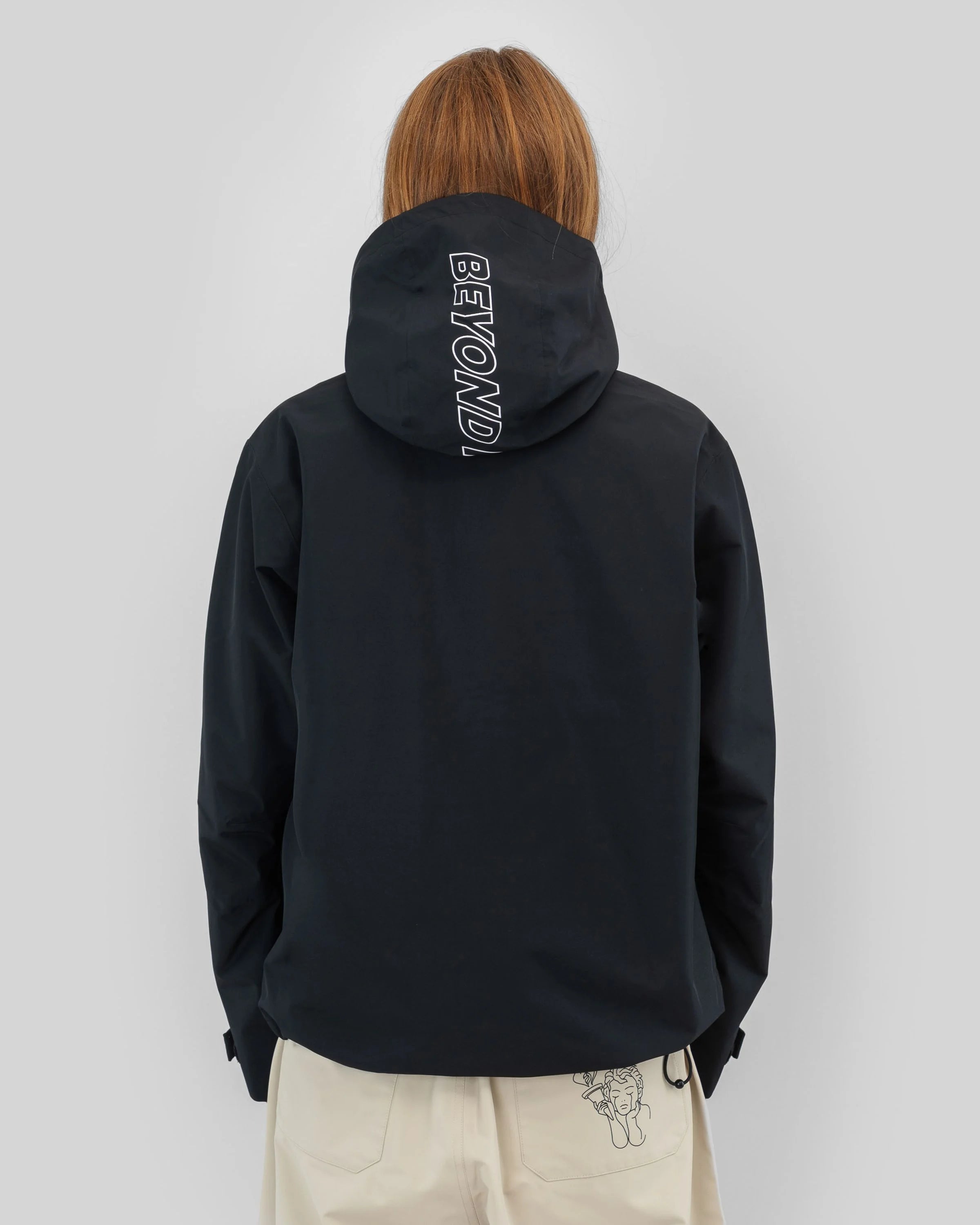 Beyond Medals The Jacket 2L - Black