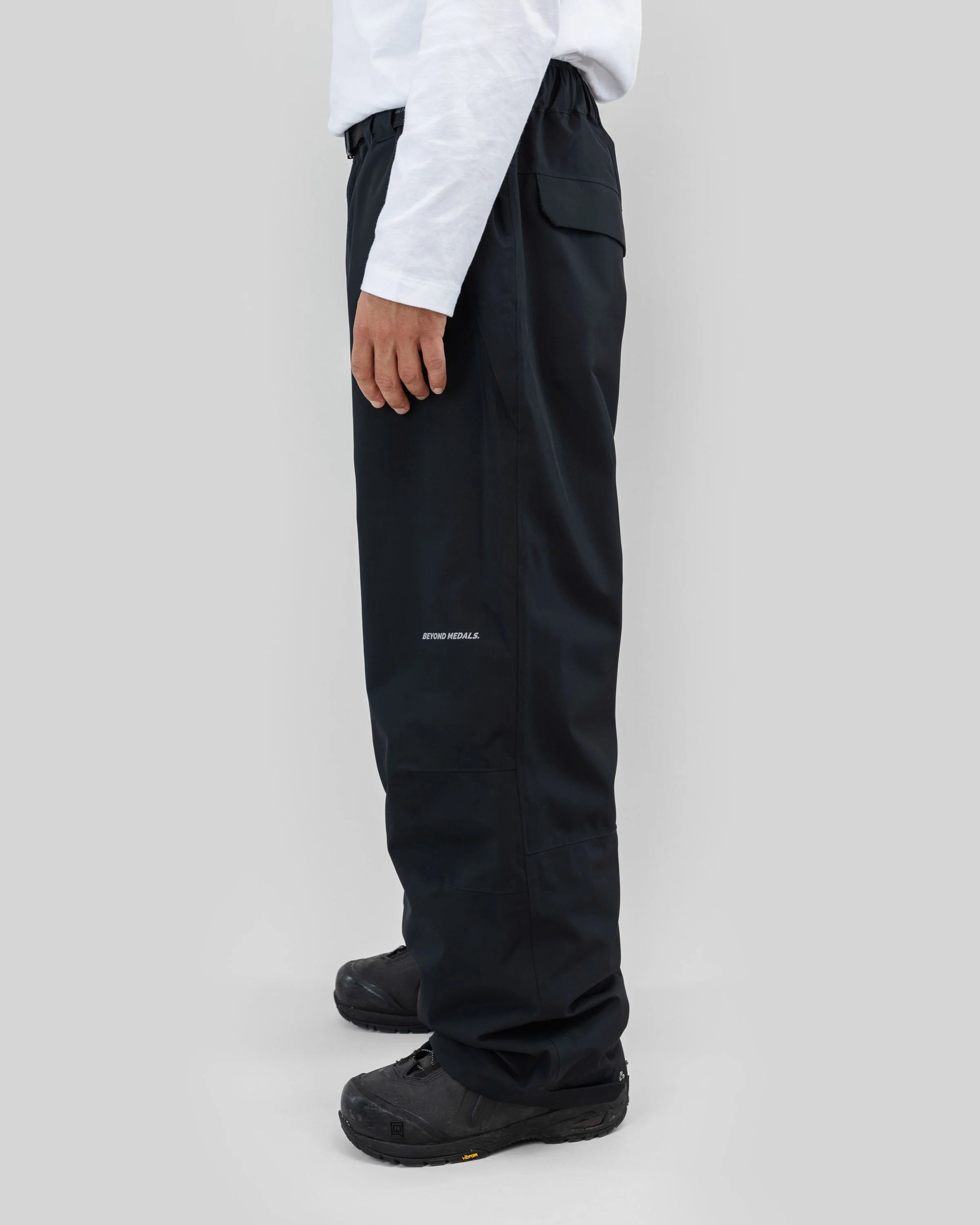 Beyond Medals Park Pants - Black