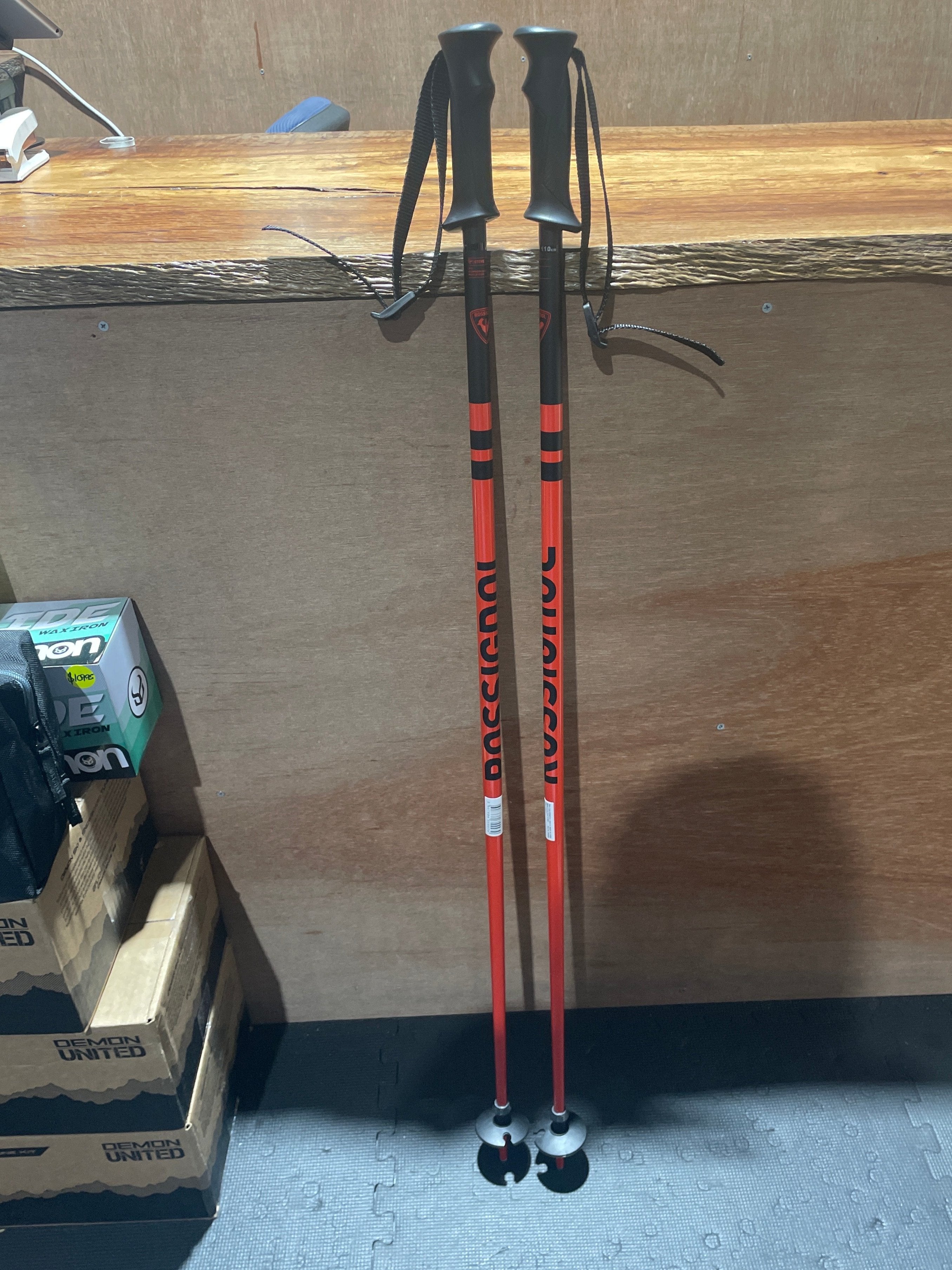 Ski Poles ROSSIGNOL Red & Black