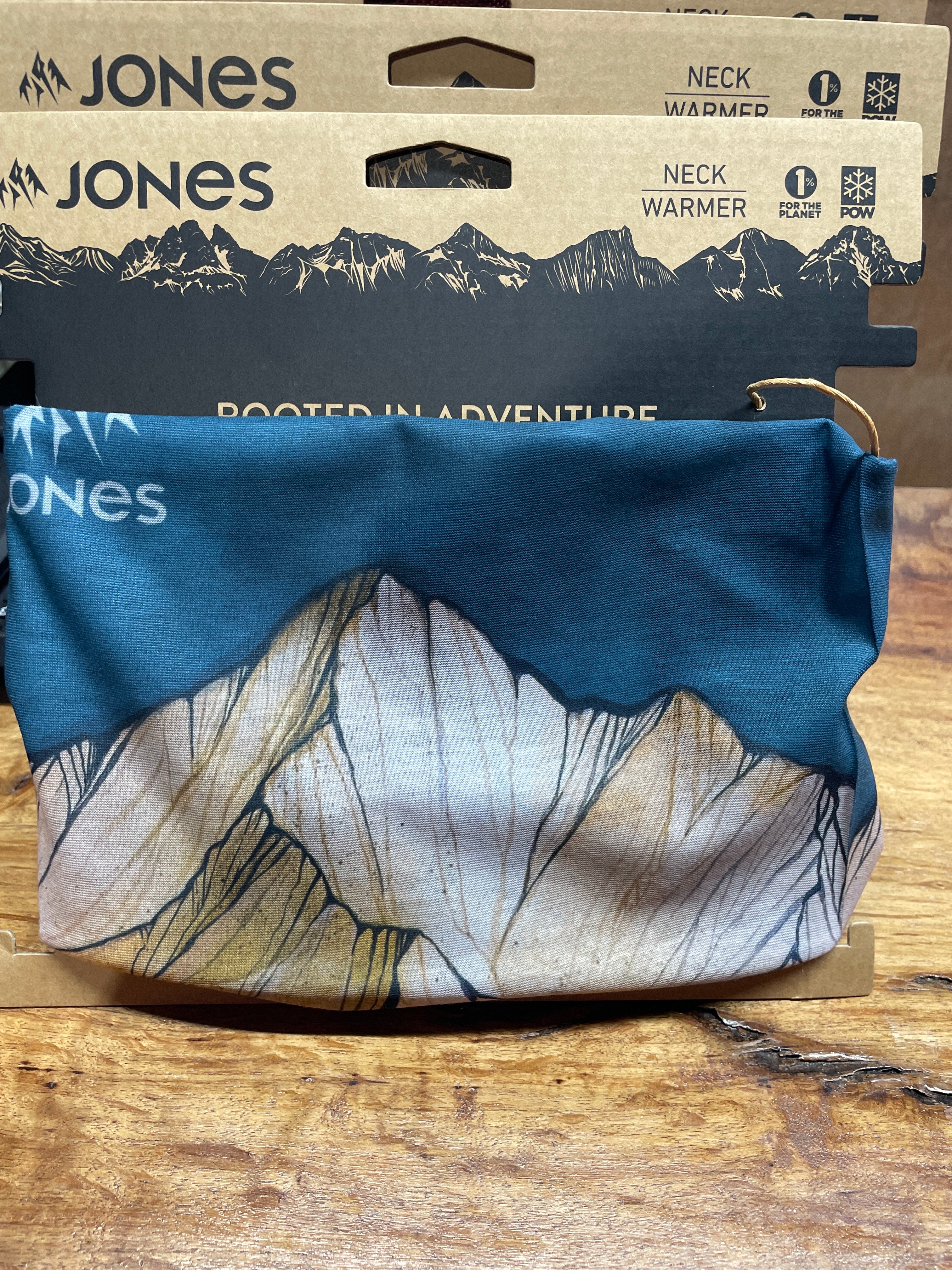 JONES Dreamweaver Recycled Neckwarmer- Off White