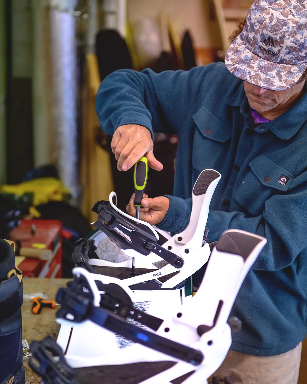 Fase JONES Mercury FASE® Fast Entry Snowboard Bindings- Cloud White, all-terrain freeride