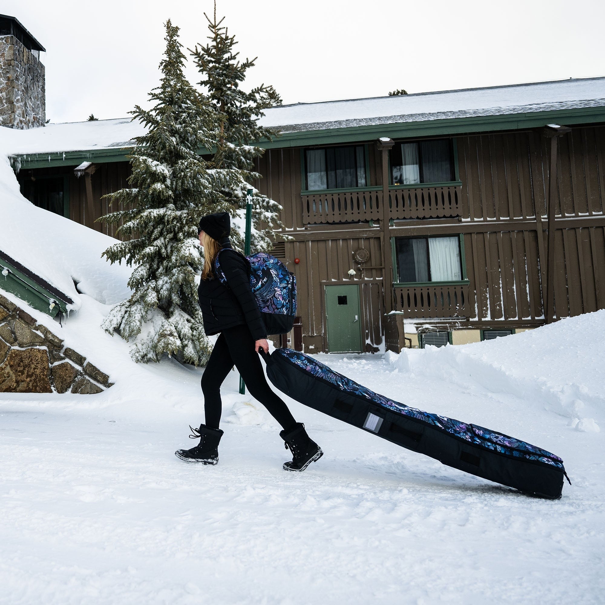 Snowboard Bag Dakine Low Roller Bag- B4BC Kingdom 157cm