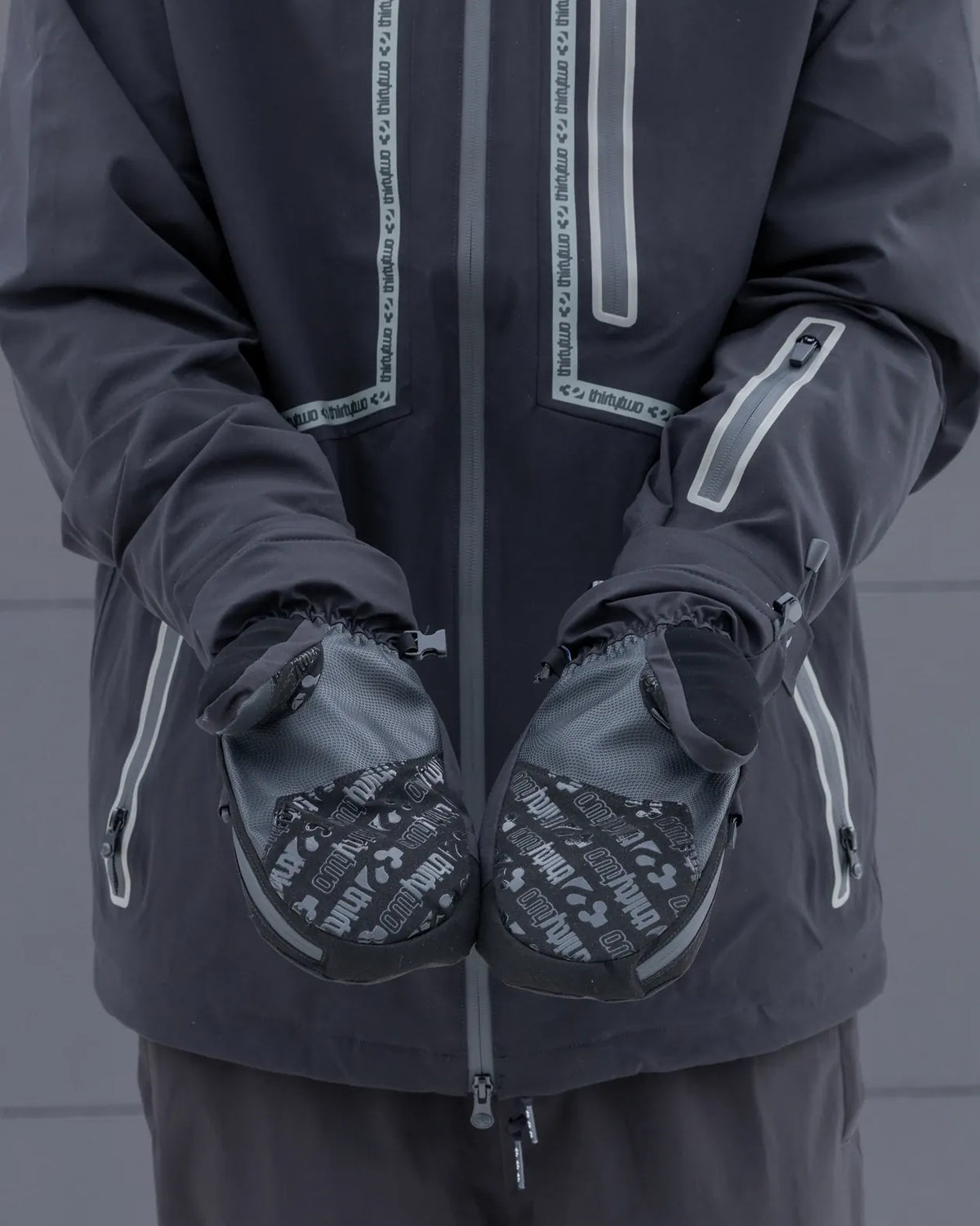 Thirtytwo CORP MITT- Black / Silver