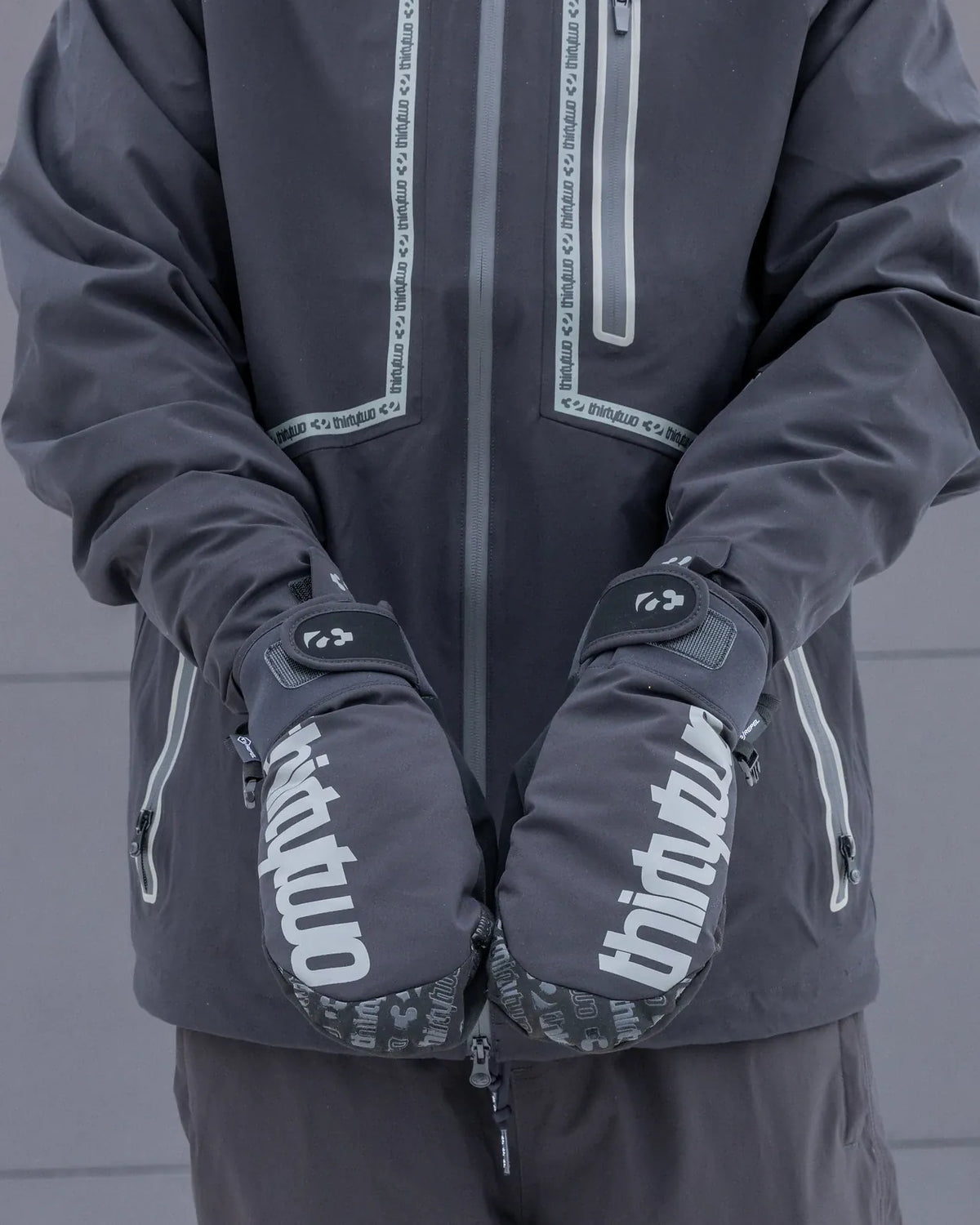 Thirtytwo GATEWAY MITT- Black, Grey