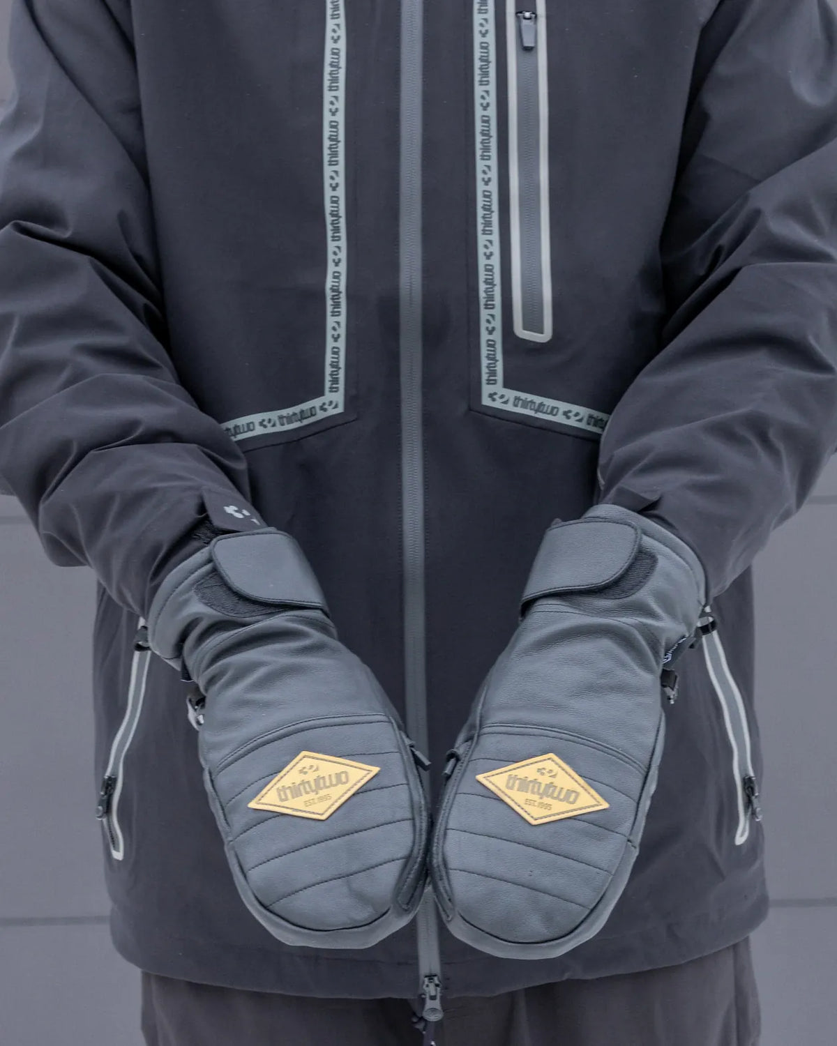 Thirtytwo OUTPOST MITT-Black