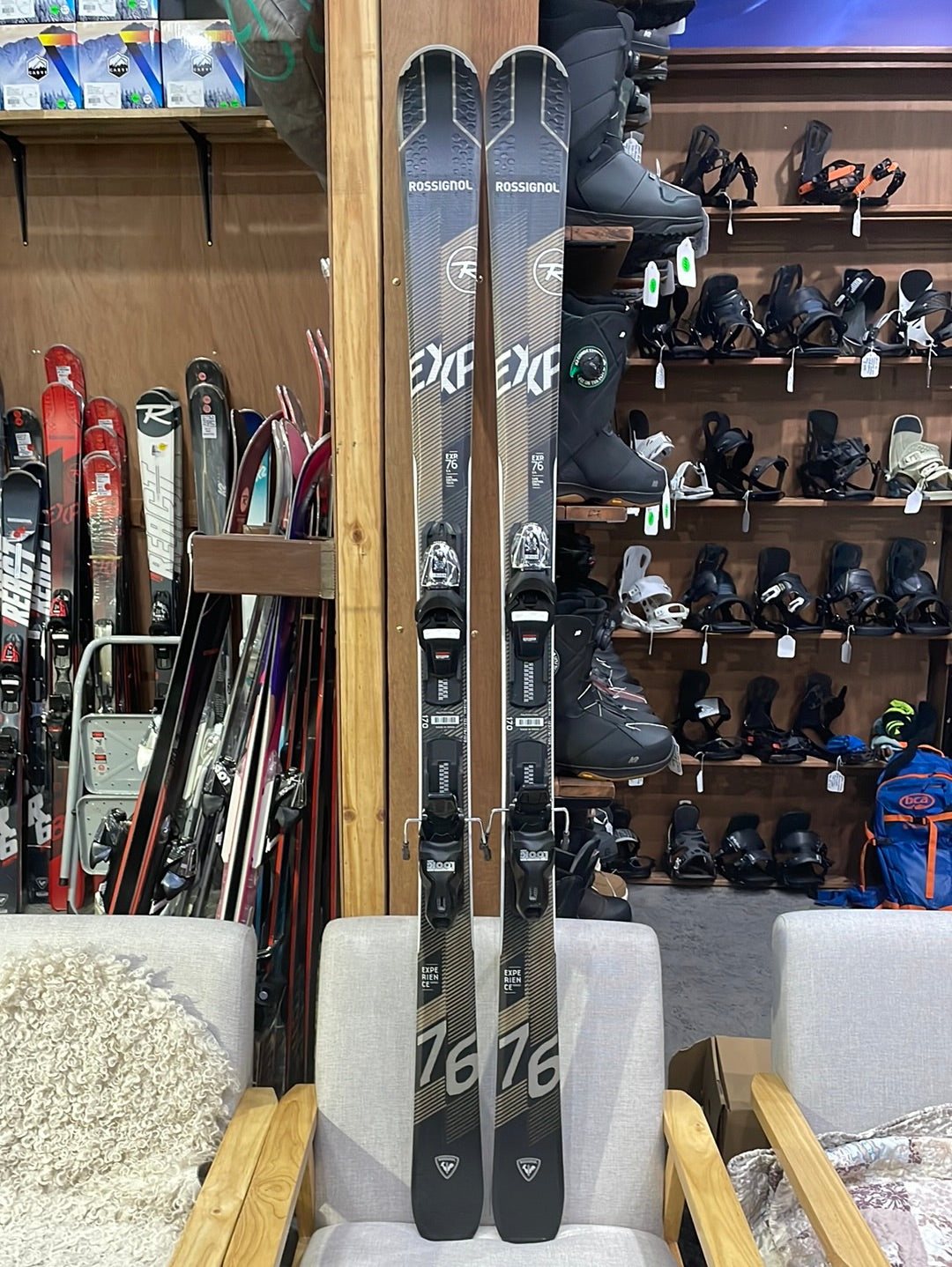 Skis Rossignol  Experience 76CA All Mountain Skis & Bindings Bundle