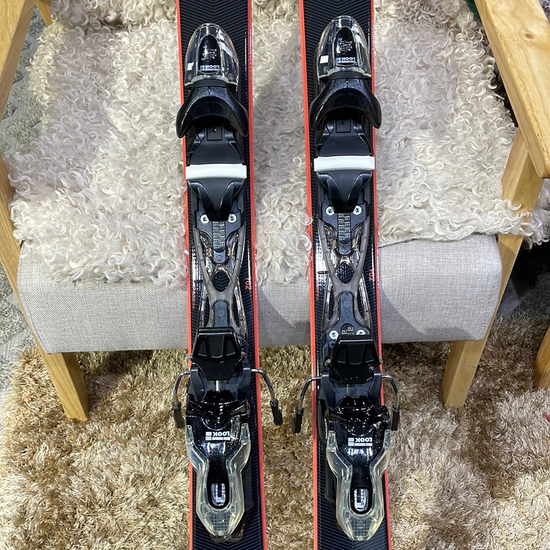 Skis NOVA 4 ROSSIGNOL 162cm Skis CA & Bindings Bundle