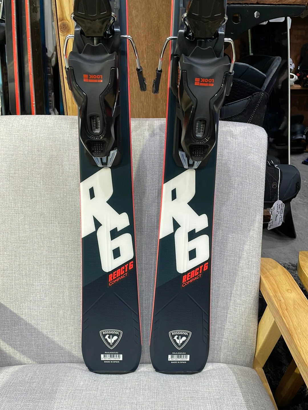 Skis Rossignol On Piste Skis React R6 & Bindings Bundle