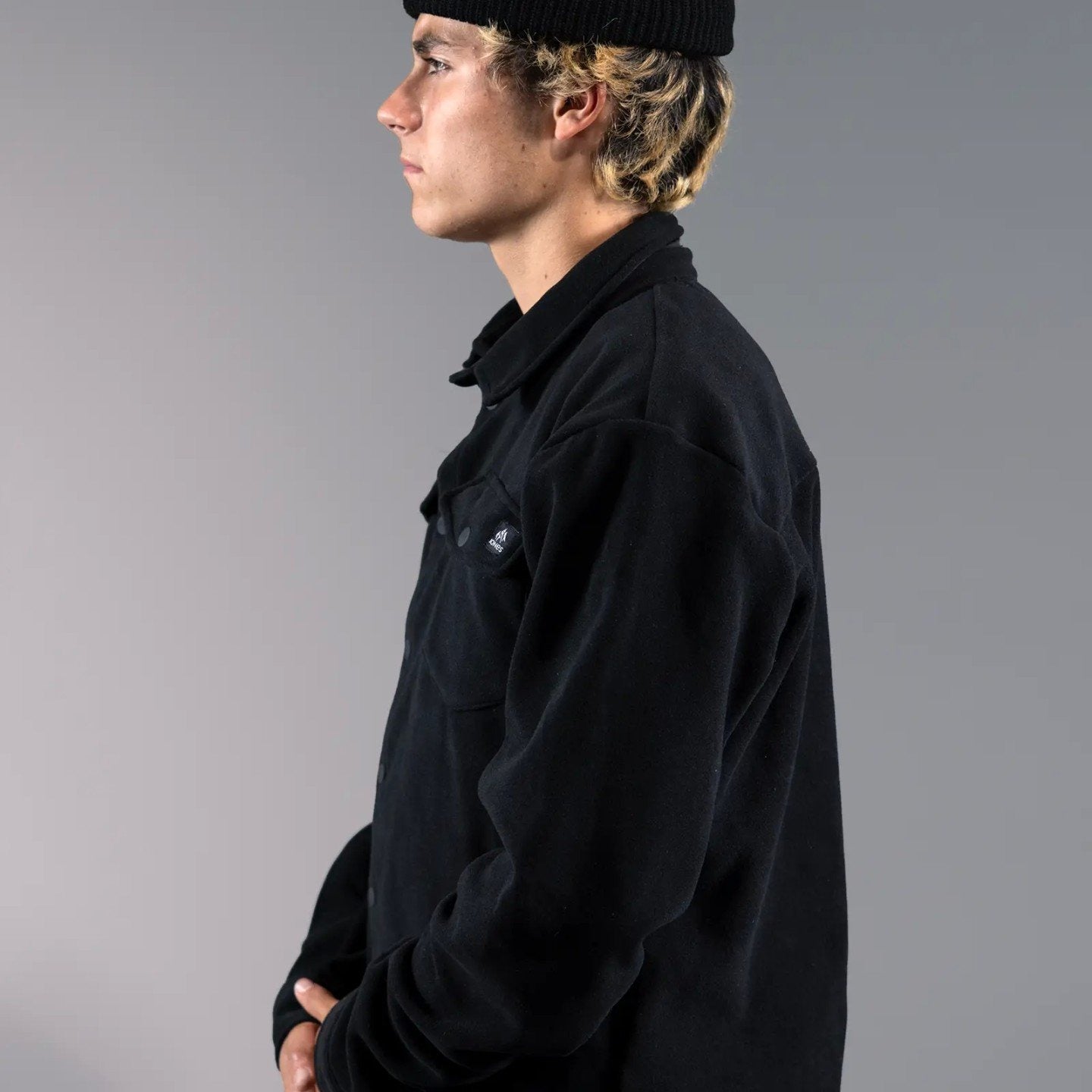 JONES Men's December Recycled Fleece Shirt-Stealth Black