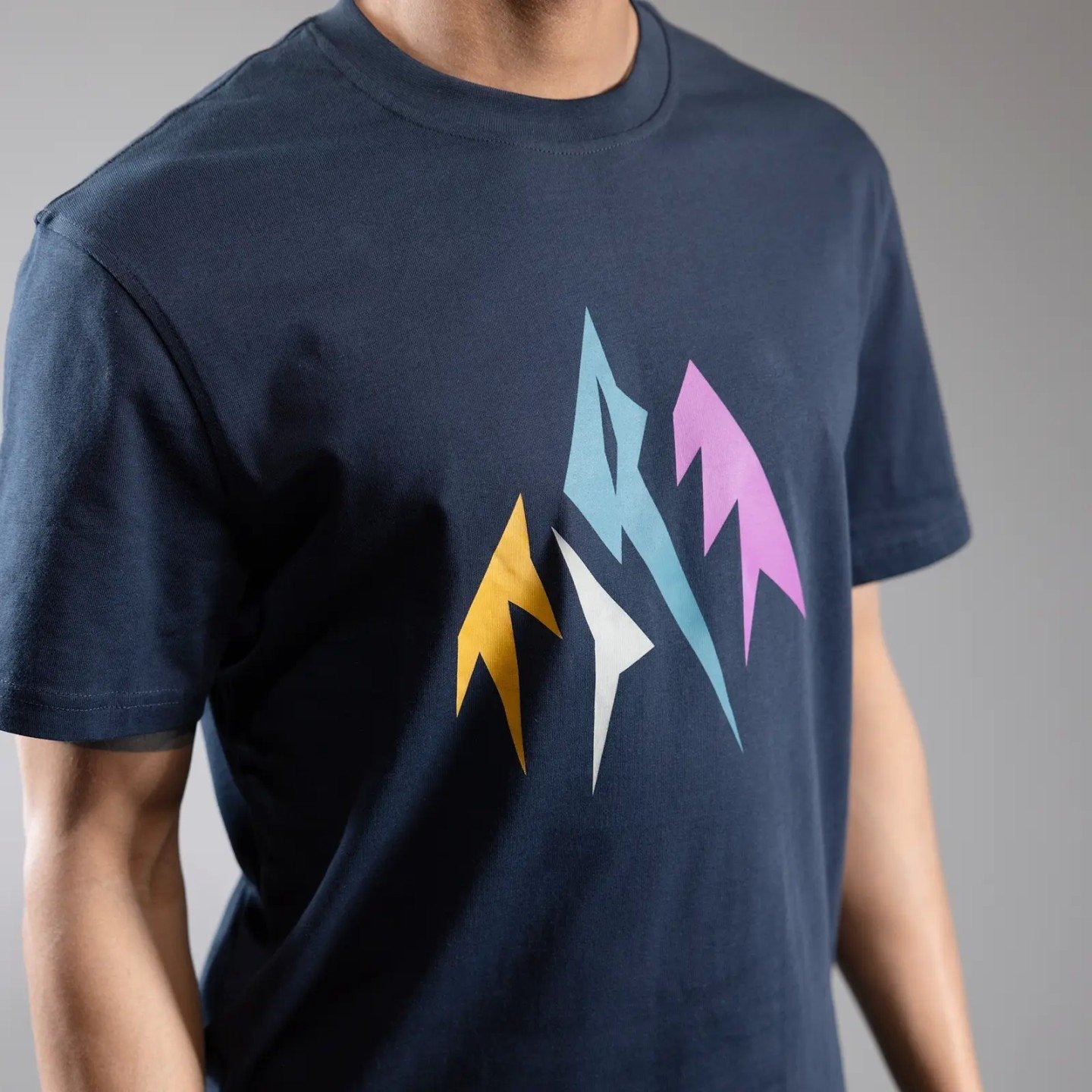 JONES Men's Sierra Organic Cotton Tee- Stealth Black